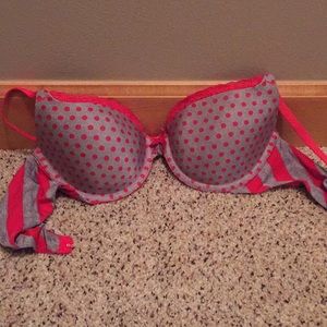 Victoria’s Secret Bra